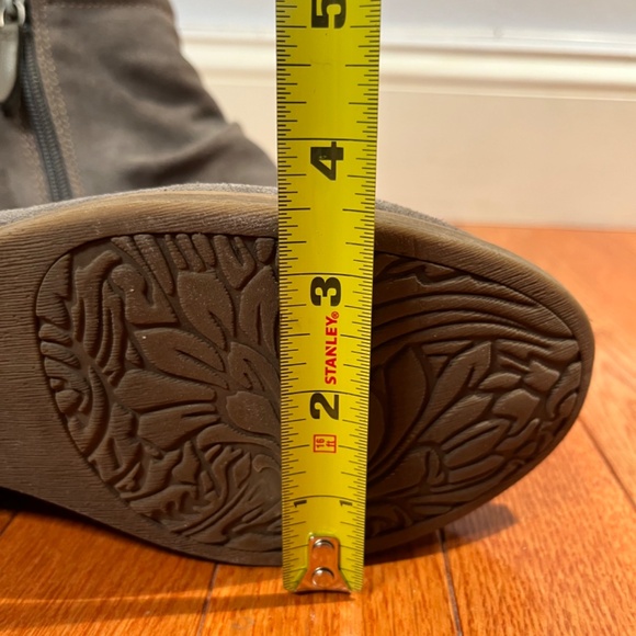 Comfortiva Ankle Boots  Size 7 Grey Charcoal Leather - Picture 6 of 6